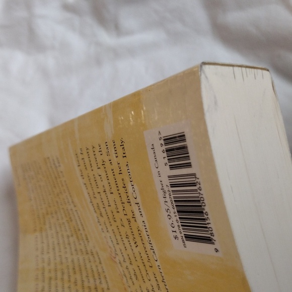 The Discovery of Poetry: A Field Guide to Reading and Writing Poems - Picture 5 of 8